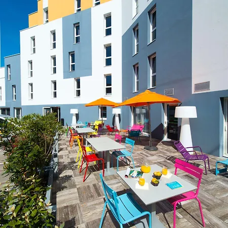 Hotel Confort Centre Les Minimes 3*