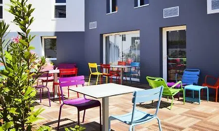 Confort Centre Les Minimes 3* Ла-Рошель